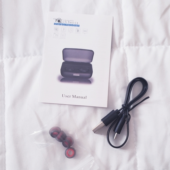 Wireless Headphones - Picture 5 of 6